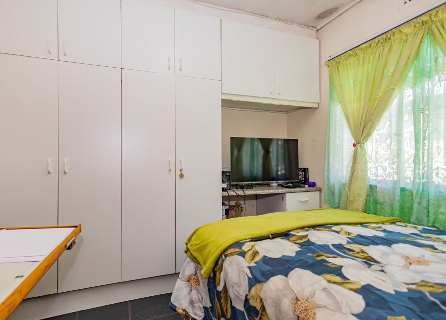 4 Bedroom Property for Sale in Bishop Lavis Western Cape